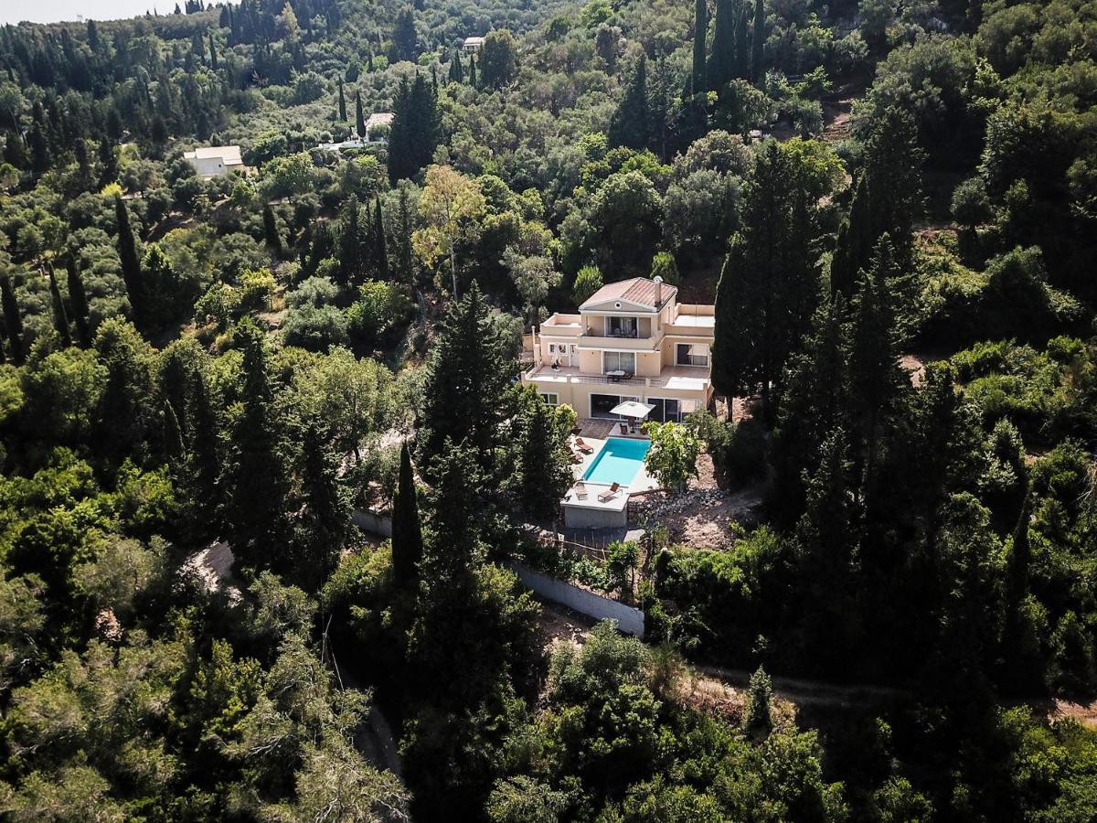 Villa Fioraki Pouládes Esterno foto