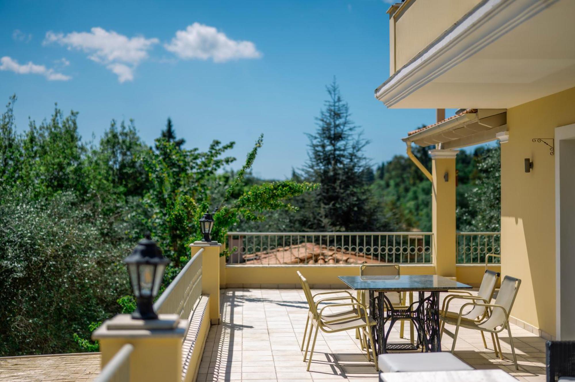 Villa Fioraki Pouládes Esterno foto